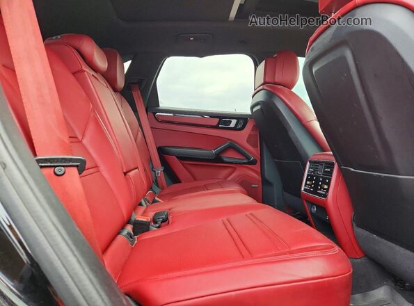 WP1AB2AY7NDA31761 2022 PORSCHE CAYENNE Black Vista del compartimento del motor