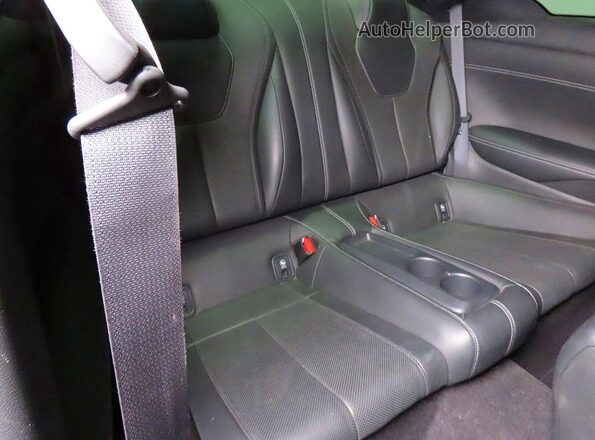 JN1FV7EK6HM610622 2017 INFINITI Q60 Red Widok wnętrza z przodu