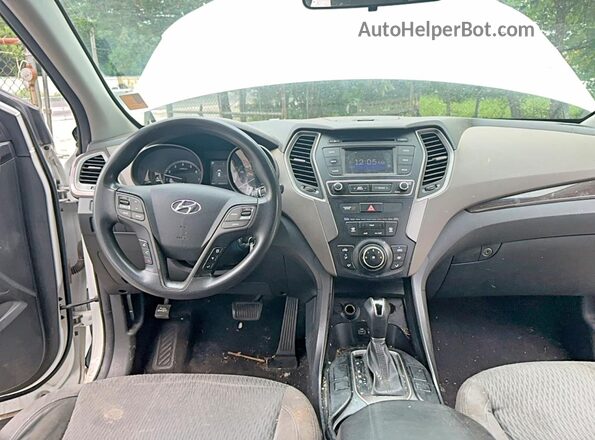 5NMZT3LB8JH073289 2018 HYUNDAI SANTA FE Белый Вид задних сидений