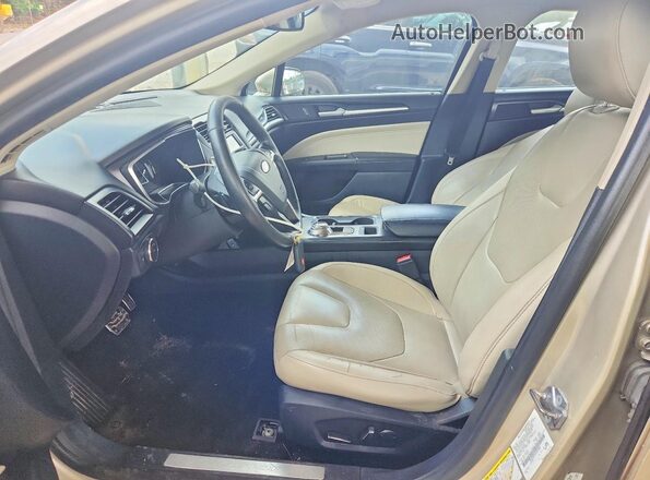 3FA6P0D94JR262982 2018 FORD FUSION Tan Widok deski rozdzielczej