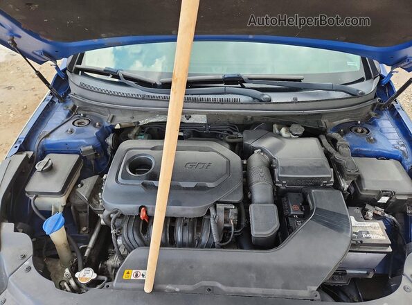 5NPE24AF2GH339561 2016 HYUNDAI SONATA Blue Engine compartment view