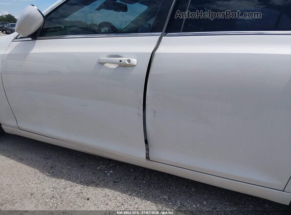 2C3CCAAG0GH191709 2016 CHRYSLER 300 White Դիմացի տեսք