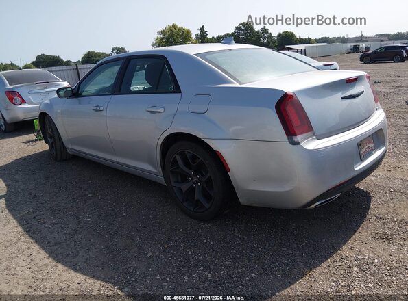2C3CCAAG0LH168621 2020 CHRYSLER 300 Серебряный Задняя левая четверть