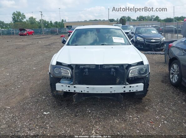 2C3CCAAG0MH620536 2021 CHRYSLER 300 White ხელსაწყოთა პანელის ხედი