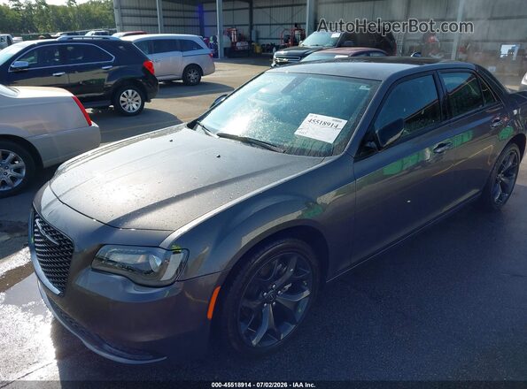 2C3CCAAG0PH706546 2023 CHRYSLER 300 Gray Vista tres cuartos delantera izquierda