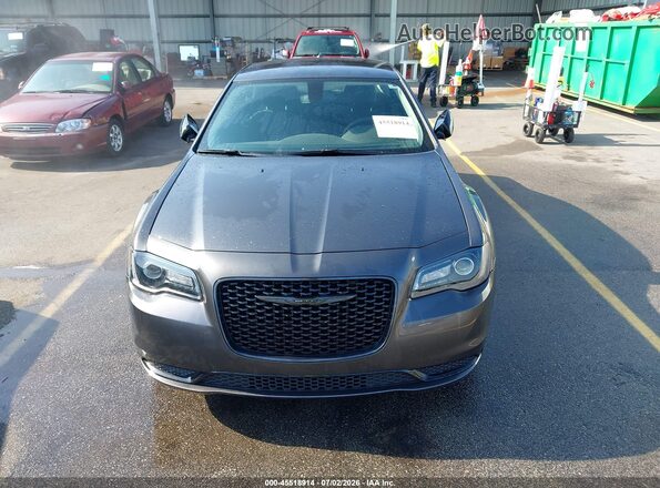 2C3CCAAG0PH706546 2023 CHRYSLER 300 Gray Vista del cuadro de instrumentos