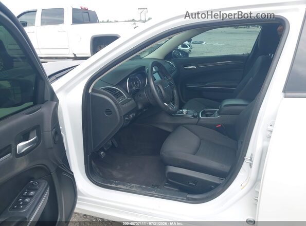 2C3CCAAG1JH249849 2018 CHRYSLER 300 White 