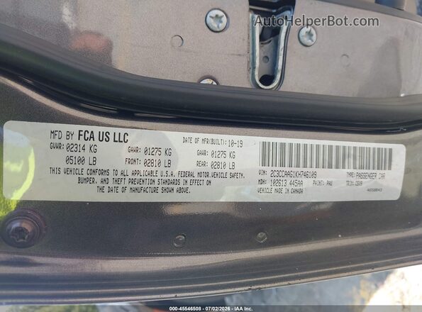 2C3CCAAG1KH746109 2019 CHRYSLER 300 Gray Engine compartment view