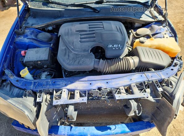 2C3CCAAG1LH229975 2020 CHRYSLER 300 Синий Вид задней части салона