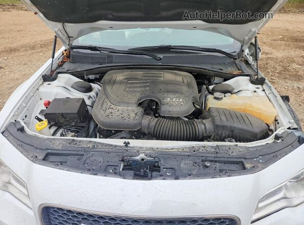 2C3CCAAG1LH245982 2020 CHRYSLER 300 White Vista interior trasera