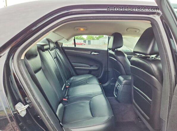 2C3CCAAG2GH288183 2016 CHRYSLER 300 Black Vista de los asientos traseros
