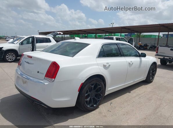 2C3CCAAG2GH334448 2016 CHRYSLER 300 White Rear right
