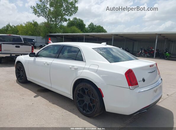 2C3CCAAG2GH334448 2016 CHRYSLER 300 White Rear left