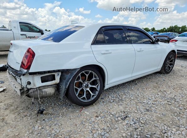 2C3CCAAG2JH320959 2018 CHRYSLER 300 White უკანა მარჯვენა