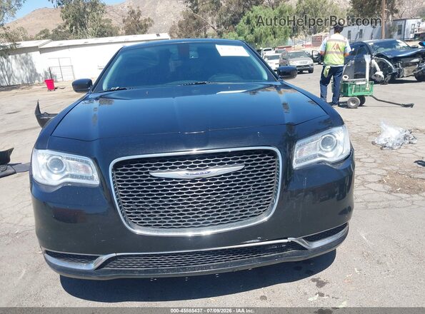 2C3CCAAG2KH654555 2019 CHRYSLER 300 Black უკანა სალონის ხედი