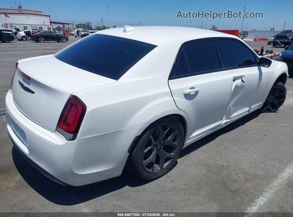 2C3CCAAG2LH160312 2020 CHRYSLER 300 White Tył prawy