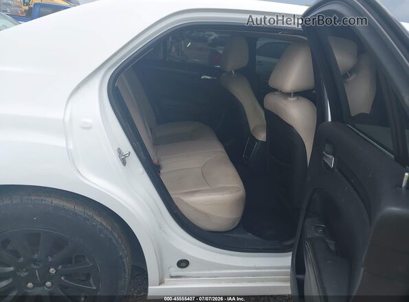 2C3CCAAG3HH661961 2017 CHRYSLER 300 Белый Вид наклейки с VIN-кодом