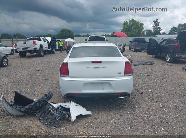 2C3CCAAG3HH661961 2017 CHRYSLER 300 Белый 