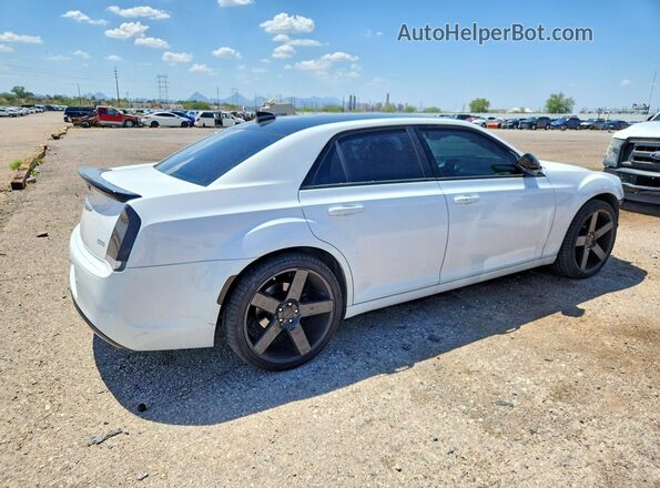 2C3CCAAG3JH302065 2018 CHRYSLER 300 Белый Задняя правая четверть