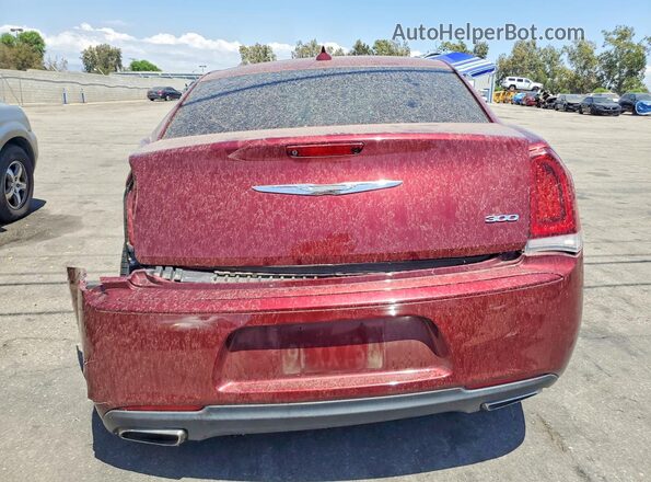 2C3CCAAG3JH320193 2018 CHRYSLER 300 Бордовый Вид сзади