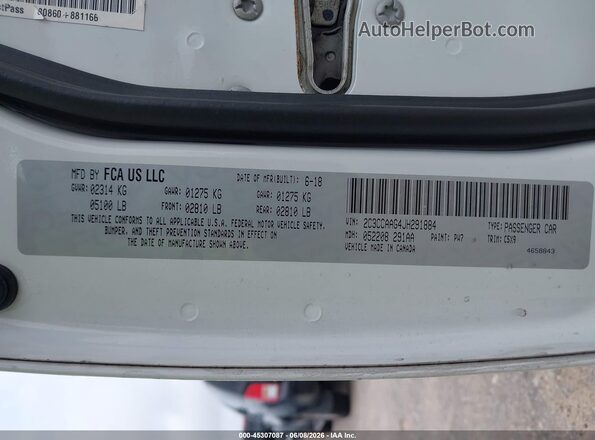 2C3CCAAG4JH291884 2018 CHRYSLER 300 White Vista del compartimento del motor