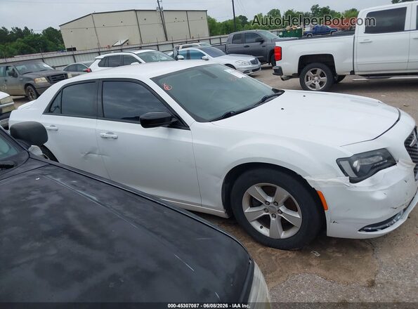 2C3CCAAG4JH291884 2018 CHRYSLER 300 White Vista interior trasera