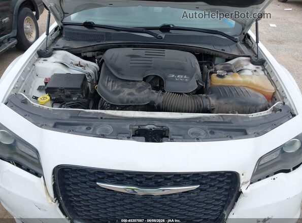 2C3CCAAG4JH291884 2018 CHRYSLER 300 White Vista trasera