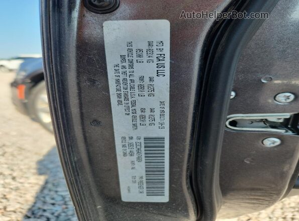 2C3CCAAG4KH746024 2019 CHRYSLER 300 Gray ძრავის განყოფილების ხედი