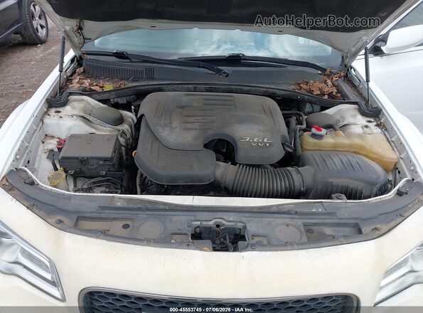 2C3CCAAG5GH343774 2016 CHRYSLER 300 White Вид ззаду
