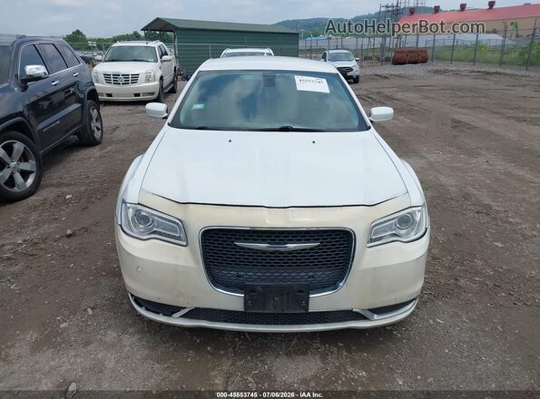 2C3CCAAG5GH343774 2016 CHRYSLER 300 White Вид щитка приладів