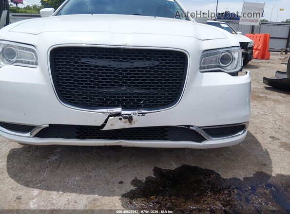 2C3CCAAG5HH521703 2017 CHRYSLER 300 White წინა ხედი