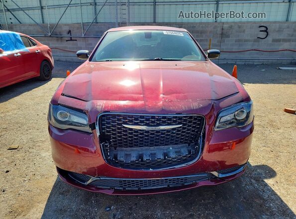 2C3CCAAG5JH282059 2018 CHRYSLER 300 Burgundy Vista frontal