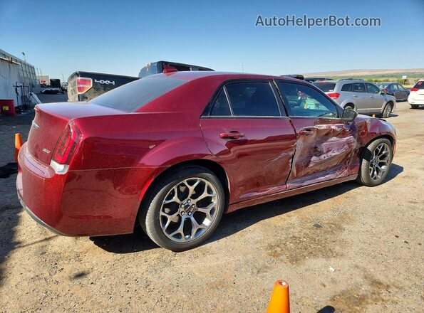 2C3CCAAG5JH282059 2018 CHRYSLER 300 Burgundy Trasero derecho