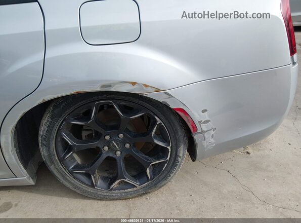 2C3CCAAG5KH610534 2019 CHRYSLER 300 Серебряный 