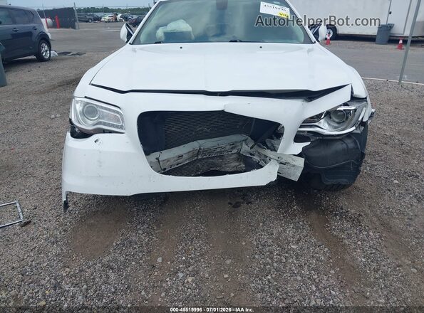 2C3CCAAG5KH648197 2019 CHRYSLER 300 White Widok z przodu