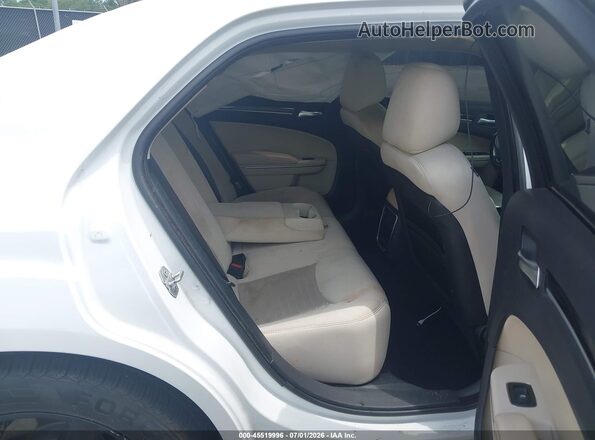 2C3CCAAG5KH648197 2019 CHRYSLER 300 White Widok naklejki z numerem VIN
