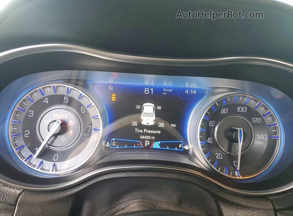 2C3CCAAG5KH738675 2019 CHRYSLER 300 Black ხელსაწყოთა პანელის ხედი