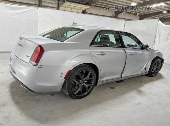 2C3CCAAG6MH644839 2021 CHRYSLER 300 Серебряный Задняя правая четверть