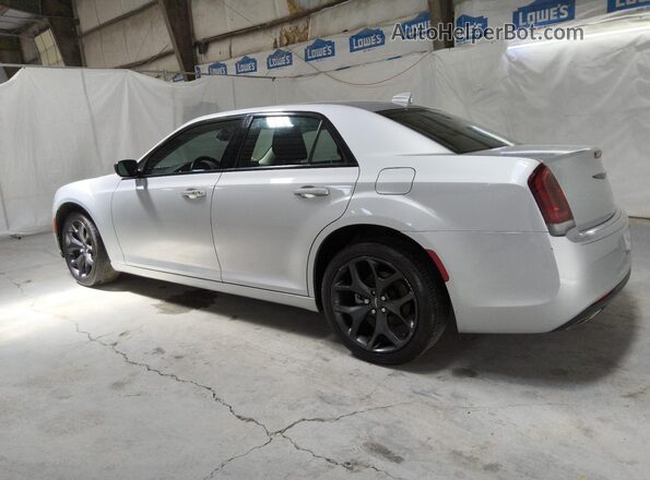2C3CCAAG6MH644839 2021 CHRYSLER 300 Серебряный 