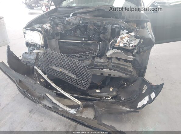 2C3CCAAG7JH326093 2018 CHRYSLER 300 Black Widok z przodu