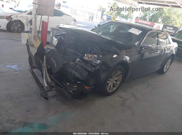 2C3CCAAG7JH326093 2018 CHRYSLER 300 Black Przód lewy
