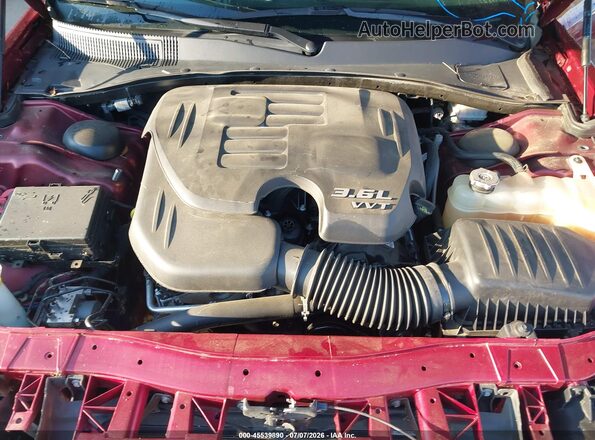 2C3CCAAG7MH570847 2021 CHRYSLER 300 Красный Вид сзади