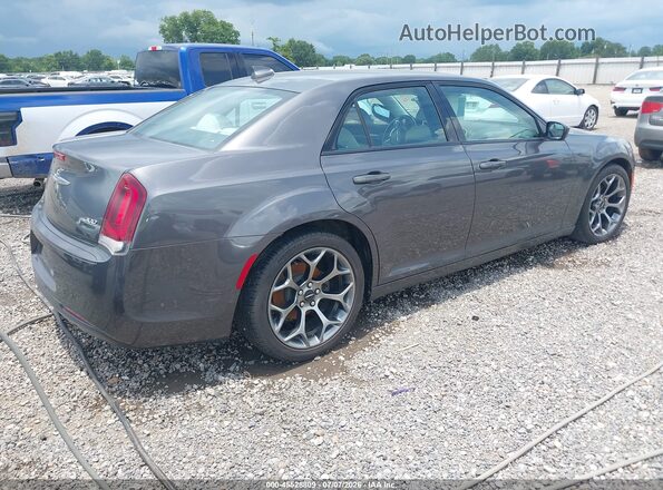 2C3CCAAG8JH304314 2018 CHRYSLER 300 Gray Rear right
