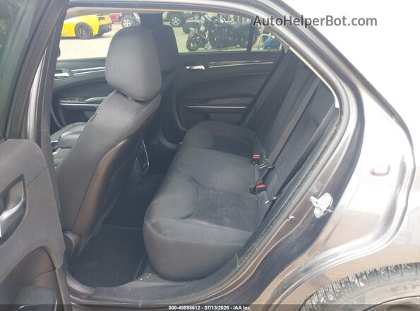 2C3CCAAG9KH590966 2019 CHRYSLER 300 Gray Widok naklejki z numerem VIN