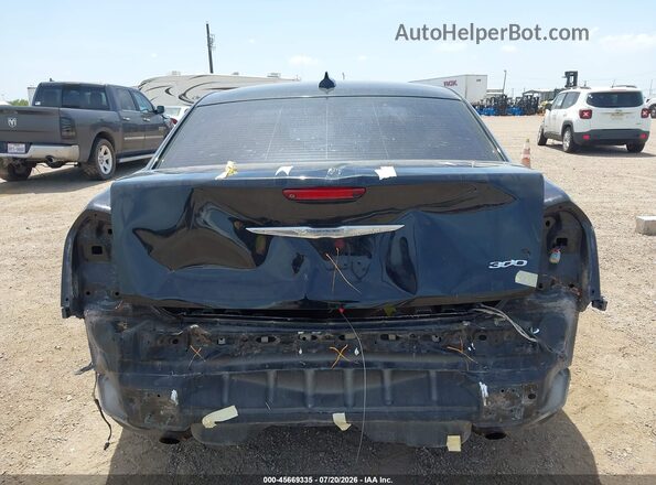 2C3CCAAGXGH273947 2016 CHRYSLER 300 Коричневый 