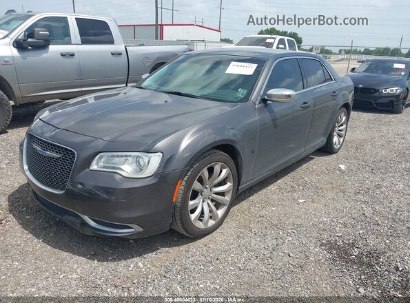 2C3CCAAGXJH324645 2018 CHRYSLER 300 Серый Передняя левая четверть