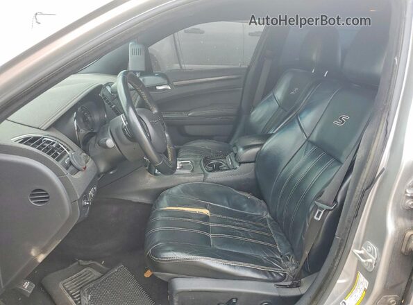 2C3CCABG0GH238476 2016 CHRYSLER 300 Silver Widok wnętrza z przodu