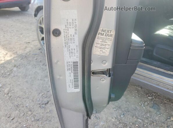 2C3CCABG0GH238476 2016 CHRYSLER 300 Silver Widok komory silnika