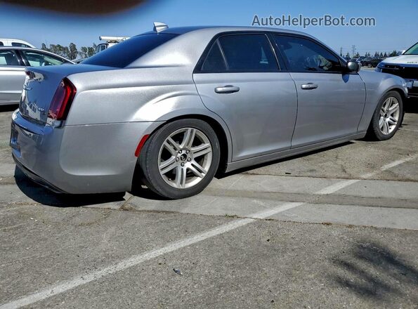 2C3CCABG1JH214100 2018 CHRYSLER 300 Silver Trasero derecho