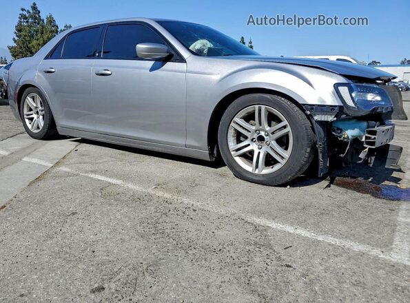 2C3CCABG1JH214100 2018 CHRYSLER 300 Silver Delantero derecho